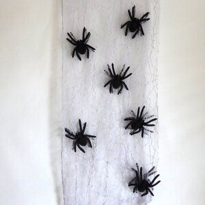 10 QTY HALLOWEEN CLIMBING SPIDERS MAGNETIC CURTAIN DRAPE HANGERS PROP ODDITY